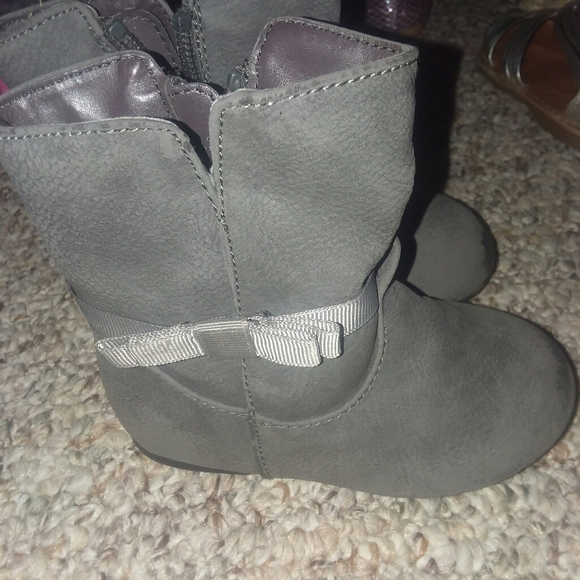 toddler size 5 boots - Picture 2 of 2